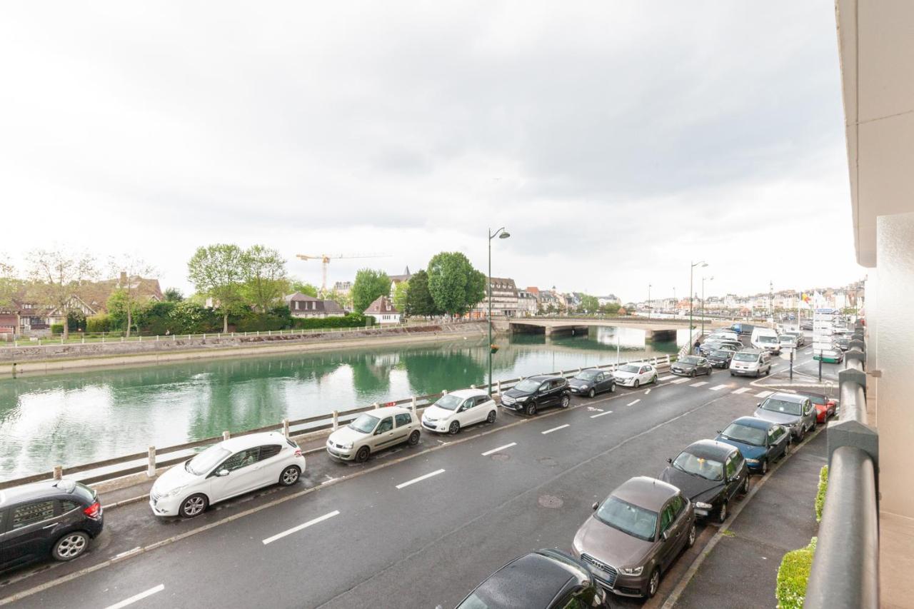 Apartamento Le Christina Trouville-sur-Mer Exterior foto